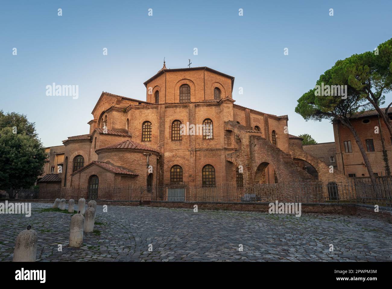 Basilica di San vitale, uno dei più importanti esempi di arte bizantina paleocristiana in Europa, costruita nel 547, Ravenna, Emilia-Romagna, Italia Foto Stock