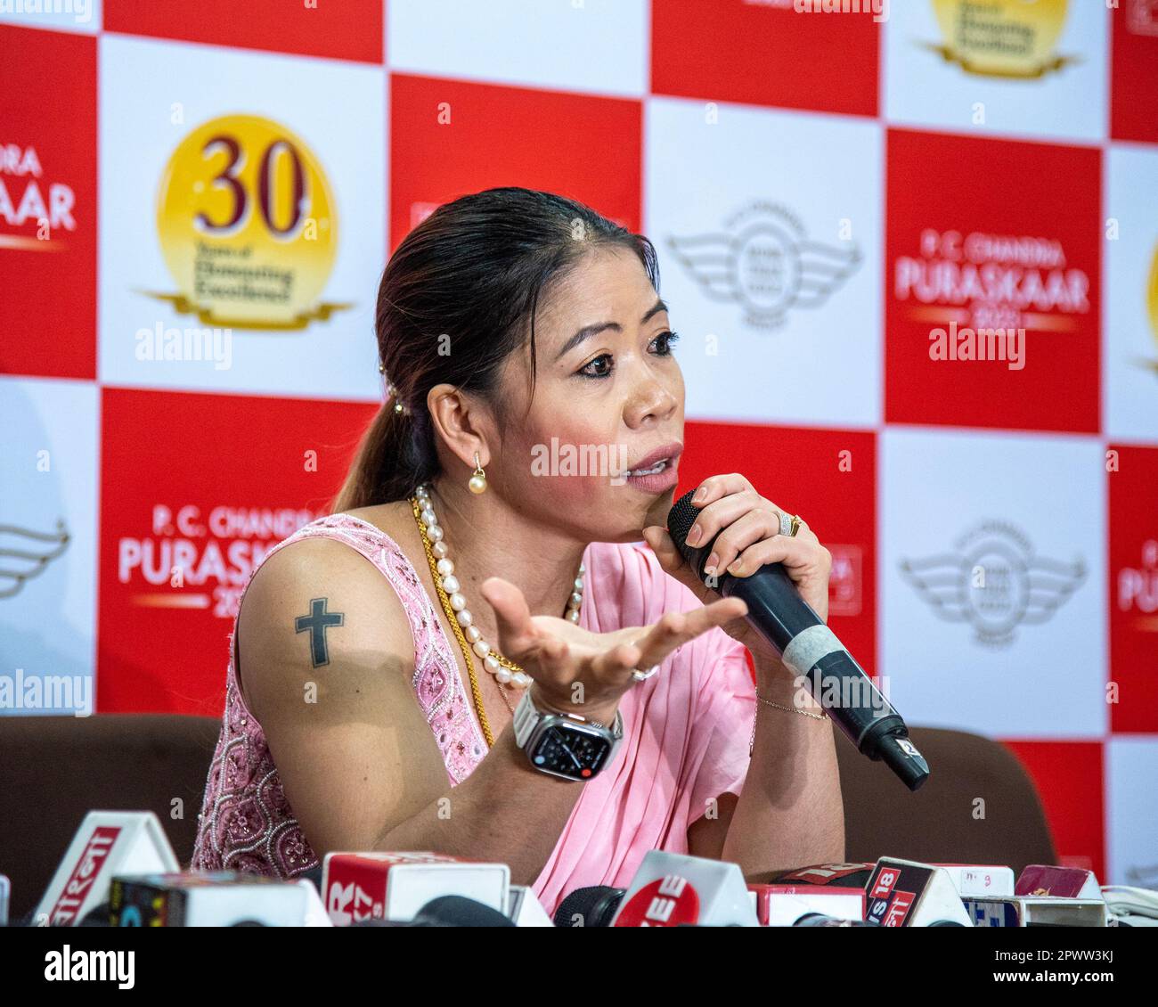 Kolkata, India. 01st maggio, 2023. Sei volte campione del mondo Amateur Women Boxing MC Mary Kom ha ricevuto P.C. Chandra Award 2023 all'auditorium Science City di Kolkata. (Foto di Amlan Biswas/Pacific Press) Credit: Pacific Press Media Production Corp./Alamy Live News Foto Stock