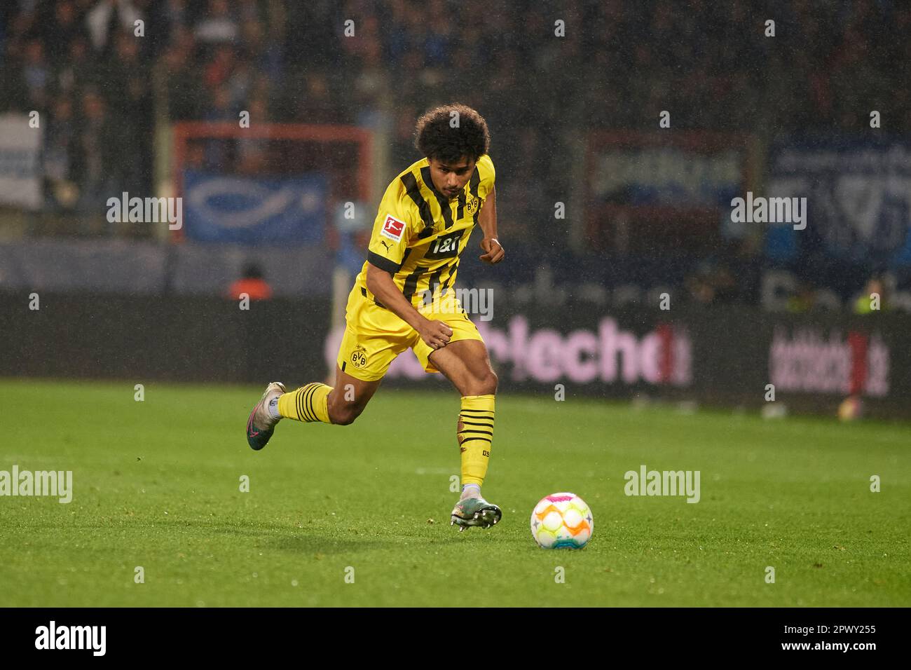 BOCHUM, GERMANIA - 28 APRILE 2023: Karim Adeyemi. La partita di calcio della Bundesliga VfL Bochum 1848 contro Borussia Dortmund a Vonovia Ruhr Stadion Foto Stock