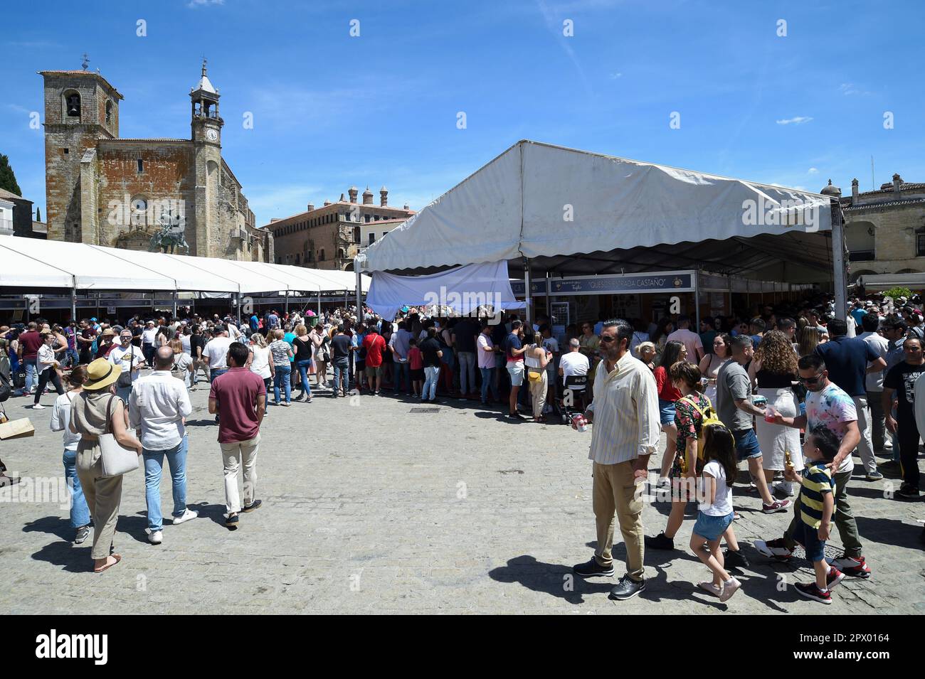 Dozens of people attend the XXXVI Trujillo National Cheese Fair at the Plaza Mayor, on May 1