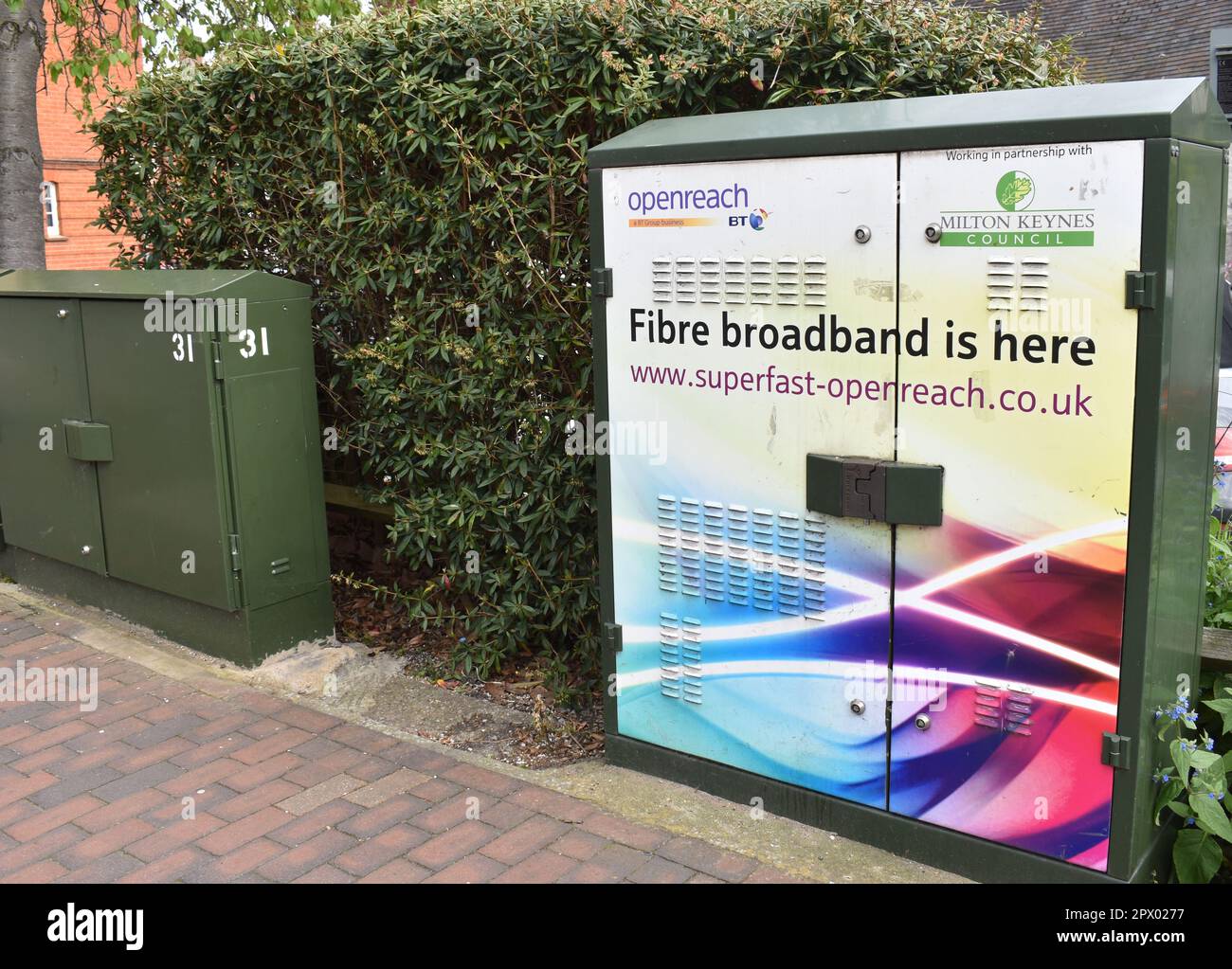Cabinet a banda larga in fibra OpenReach con spazio di copia. Foto Stock