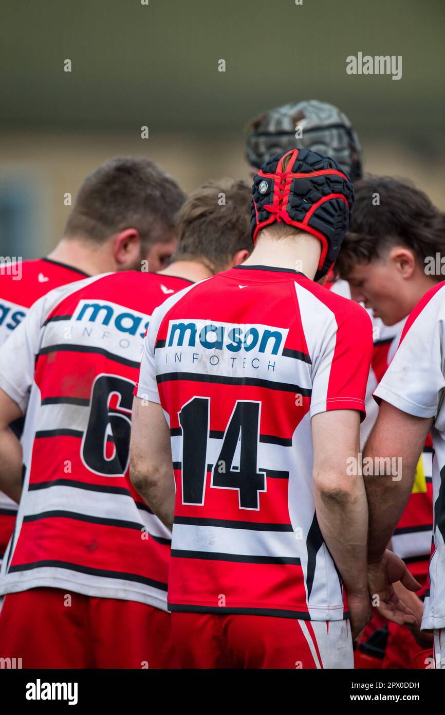 Inglese Mens amatoriale Rugby Union giocatori che giocano in una partita di campionato. Foto Stock