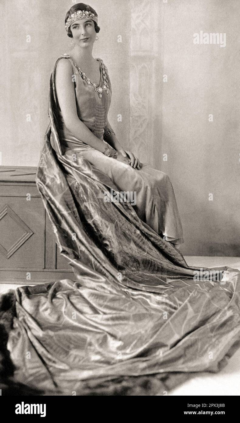 1929 ca , Roma , ITALIA : la principessa francese Francesco d'ORLEANS di GRECIA e DANIMARCA (1902 - 1953 ), figlia del duca Jean d'Orléans duc de Guise (1874 - 1940 ) e della principessa Isabelle d'Orléans (1878 - 1961 ). Sposato, a Palermo (Italia), il 11 febbraio 1929 con il Principe Cristoforo di Grecia e Danimarca (1888 - 1940), figlio di re Giorgio i di Grecia e della regina Olga Constantinovna di Russia (1851 - 1926). La coppia ebbe un solo figlio : il Principe Michele di Grecia e Danimarca ( nato nel 1939 , sposato nel 1965 con Marina Karella ). Foto di EVA BARRETT ( 1879 - 1950 ). - PRINCIPESSA - Francia Foto Stock