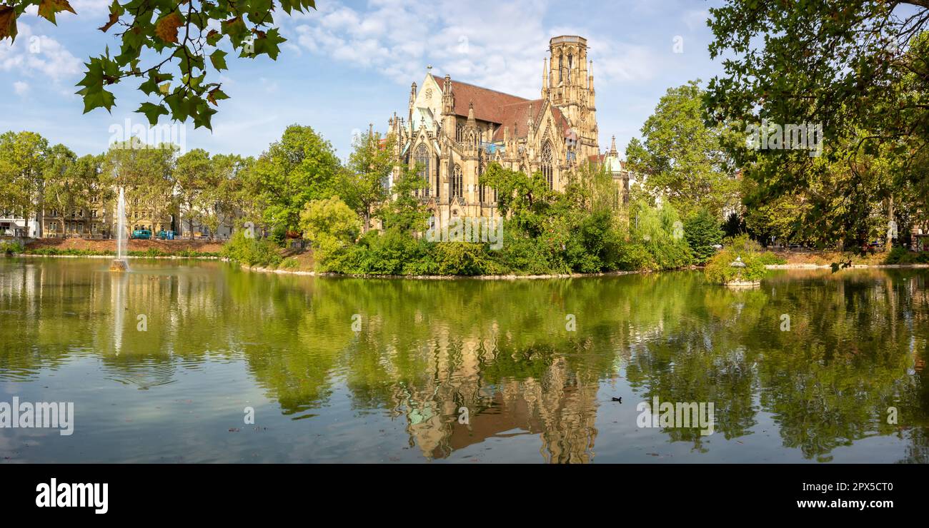 Stoccarda Johanneskirche chiesa a Feuersee lago panoramica città in Germania Foto Stock