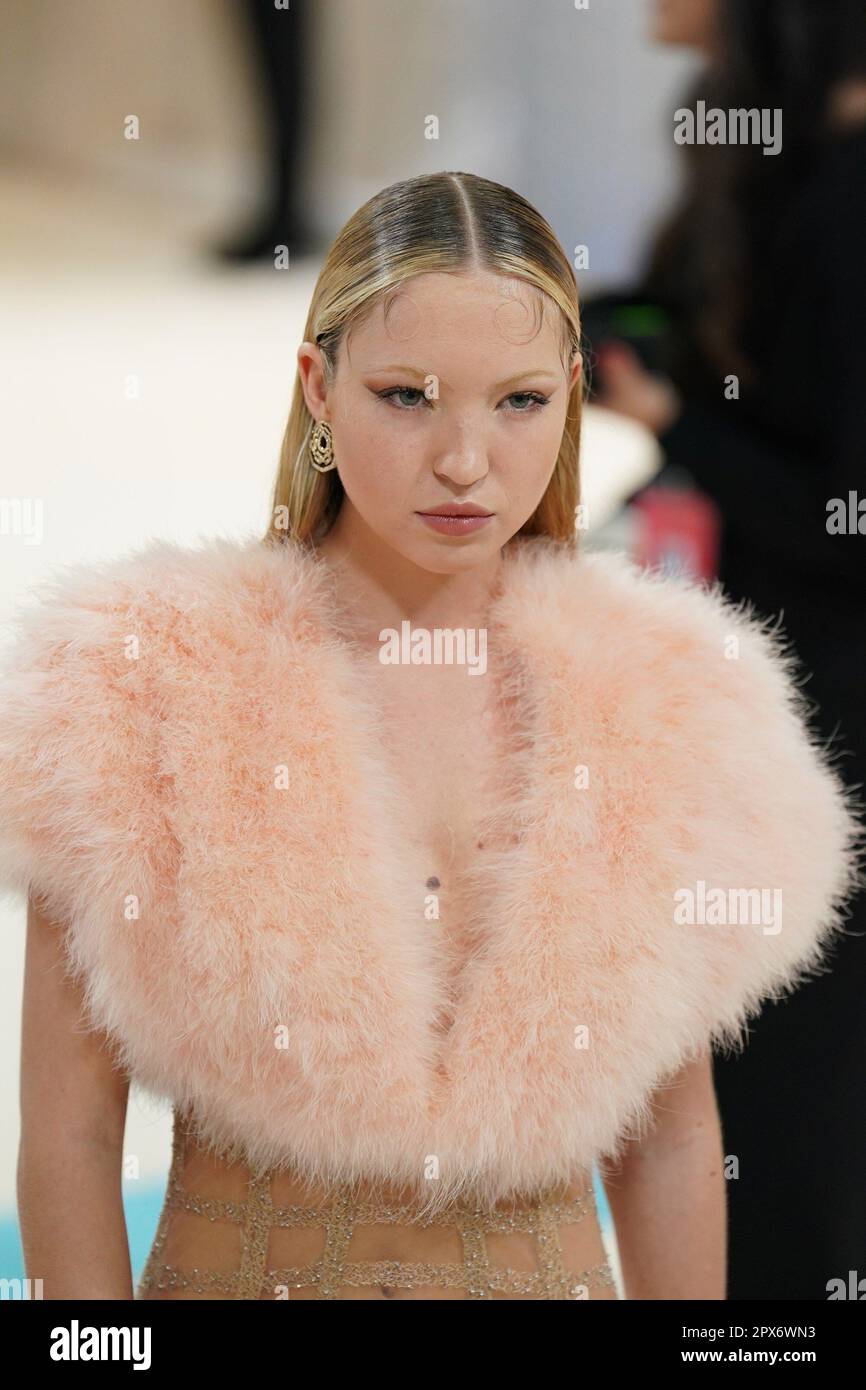 New York, NY, Stati Uniti. 1st maggio, 2023. Lila Grace Moss Hack agli arrivi per Karl Lagerfeld: A Line of Beauty - The Costume Institute Met Gala - Part 2, The Metropolitan Museum of Art, New York, NY 1 maggio 2023. Credit: Kristin Callahan/Everett Collection/Alamy Live News Foto Stock