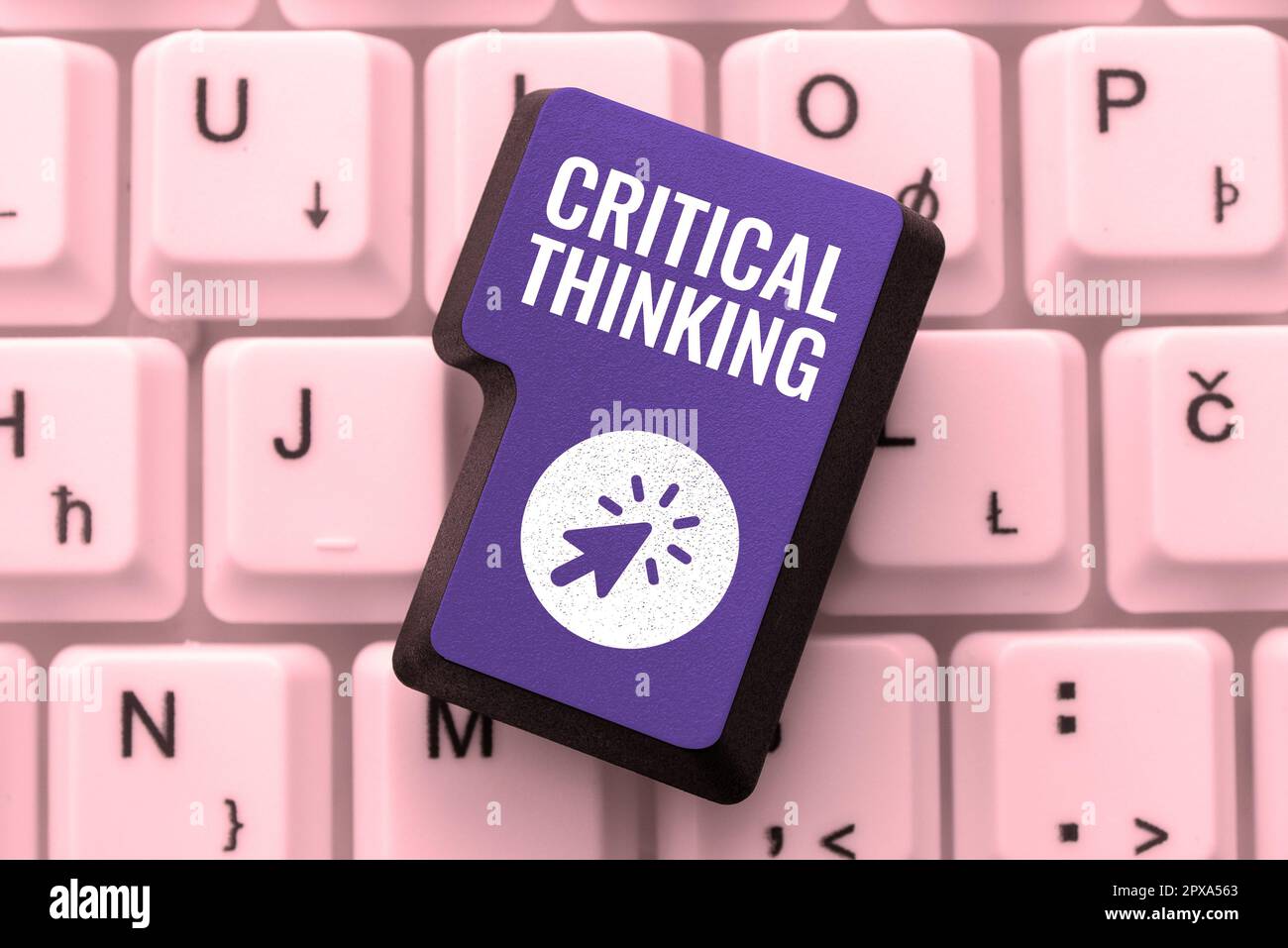 Segno che mostra il pensiero critico, sequenza fotografica concettuale delle fasi di un progetto che richiede il tempo più lungo Foto Stock