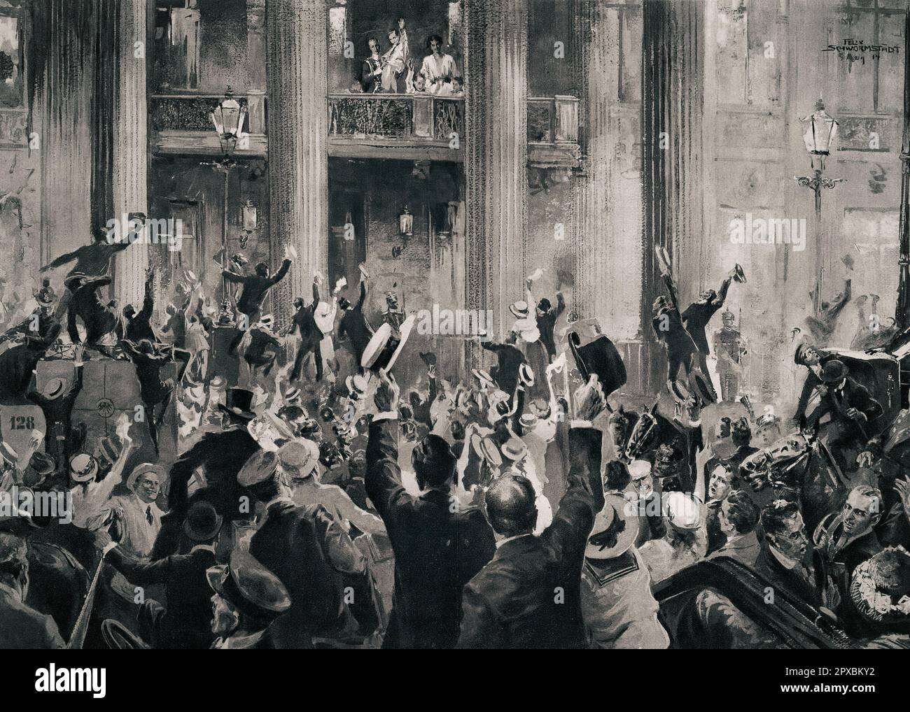La gente di Berlino rende omaggio al Palazzo del Principe ereditario di Berlino la sera del 1st agosto. Il principe ereditario Wilhelm, con il figlio più anziano, il principe Wilhelm, sul braccio, grazie all'ovazione. 1914 Foto Stock