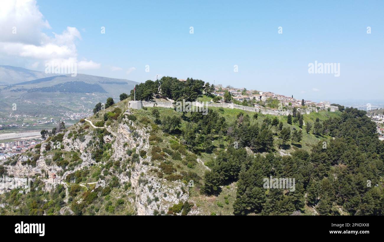 Ripresa aerea sul Castello di Berat, Albania Foto Stock