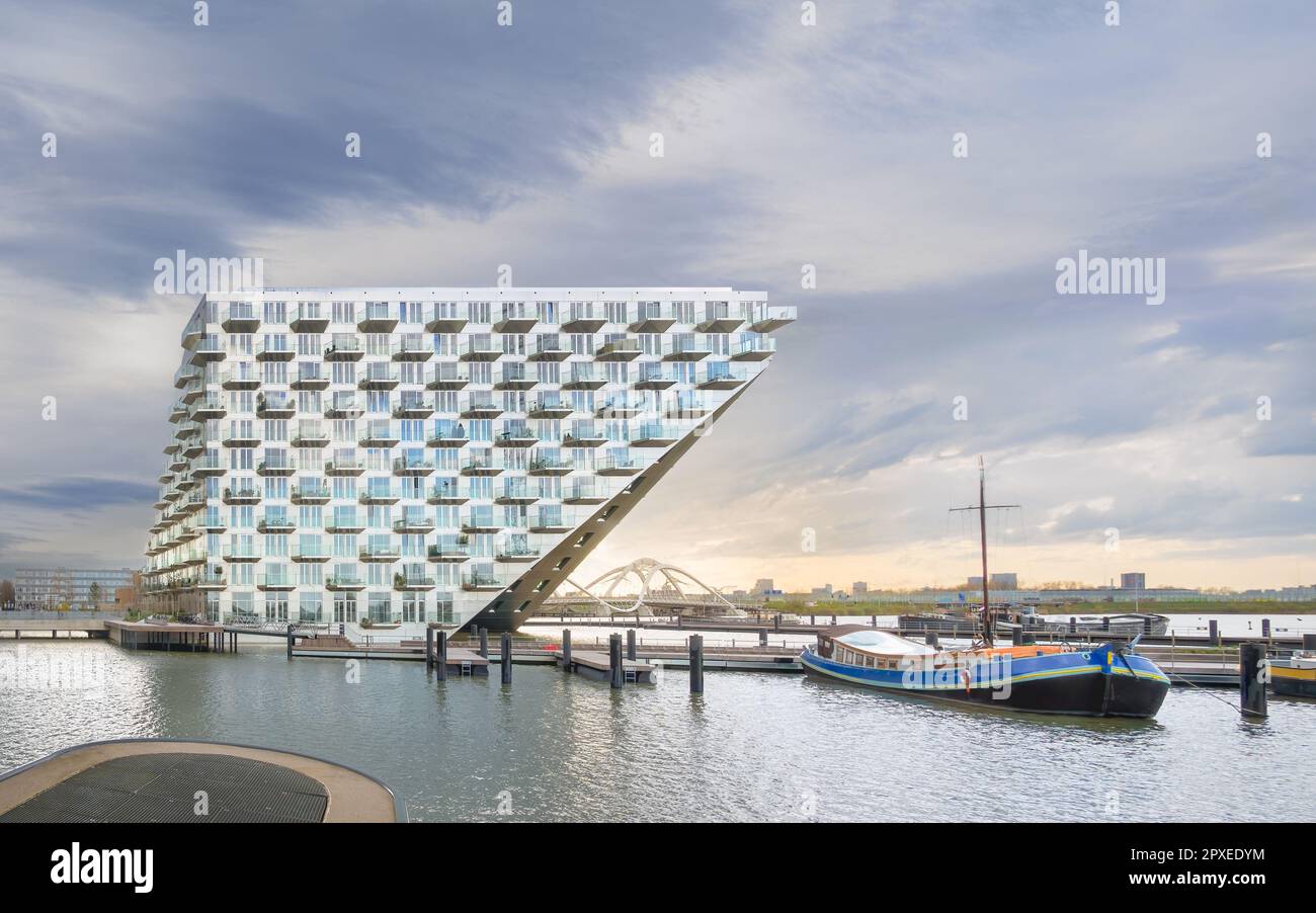 Amsterdam, Paesi Bassi - abitazioni Sluishuis di GRANDI e barcode Architects Foto Stock