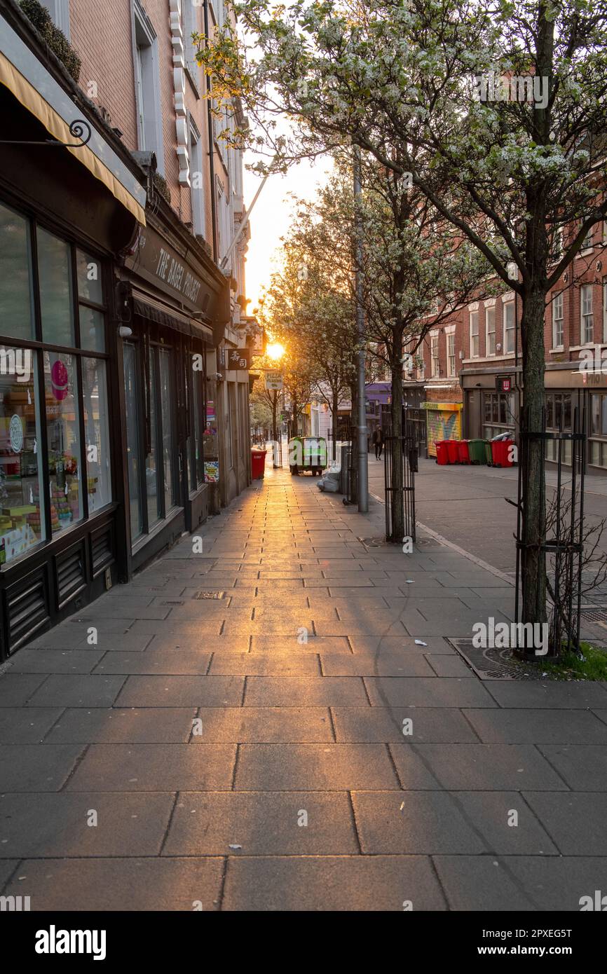 Luce mattutina a Hockley a Nottingham City, Nottinghamshire Inghilterra Regno Unito Foto Stock