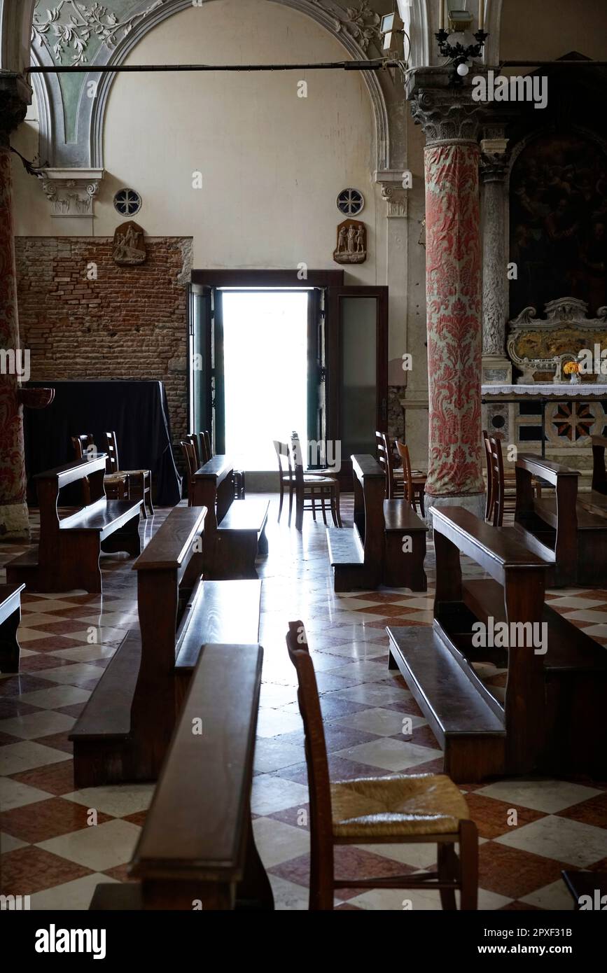 La chiesa di Sant'Eufemia fu costruita nel 9th° secolo in stile veneziano-bizantino, isola della Giudecca, Venezia, Veneto, Italia, Europa Foto Stock