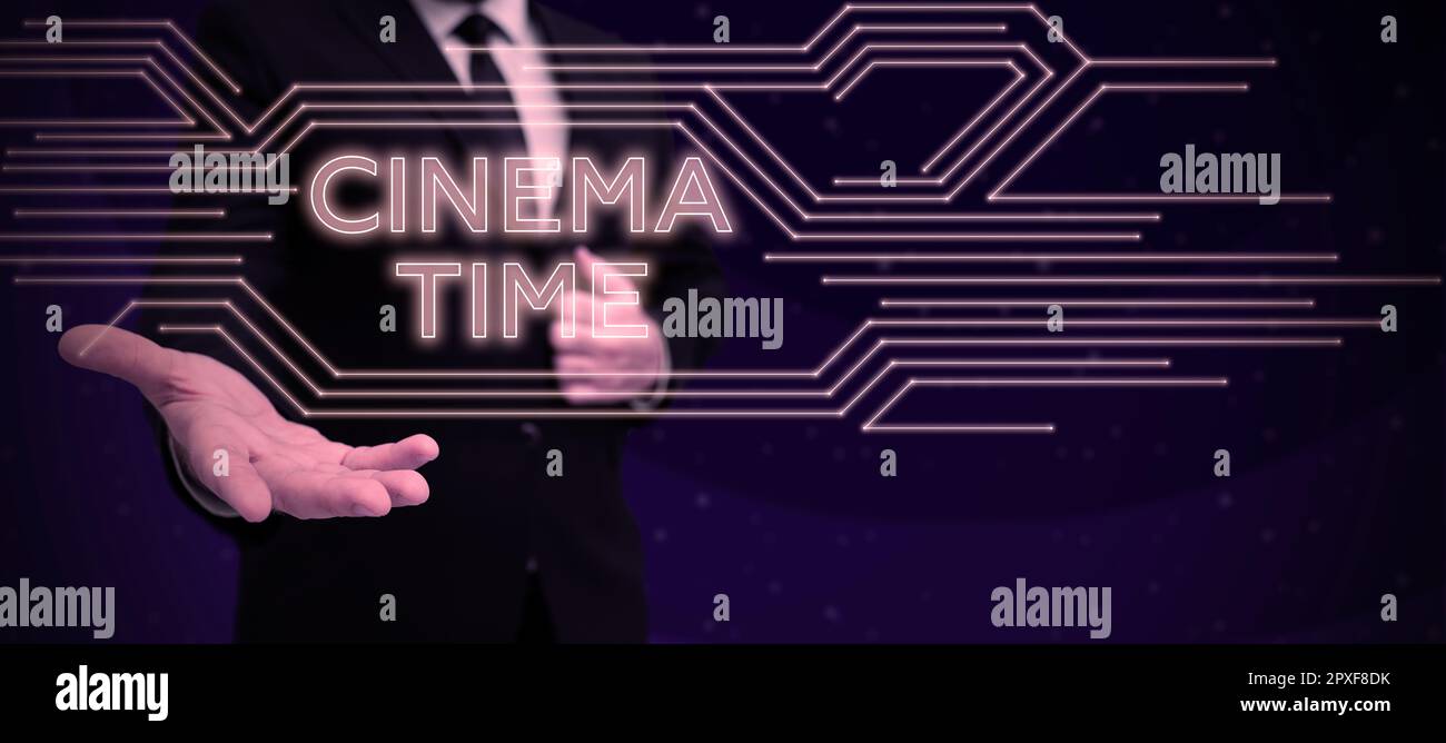 Segno di scrittura a mano Cinema Time, foto concettuale quale intrattenimento, come mostrare il film programmato per iniziare Foto Stock