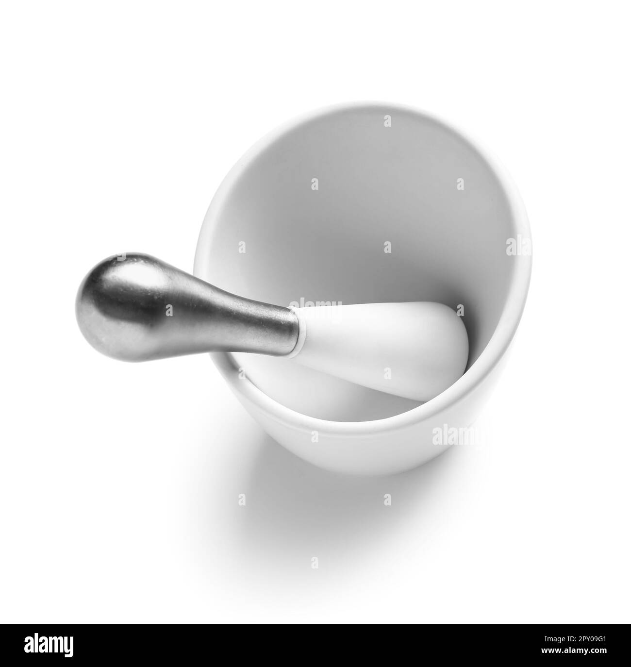 Mortaio con pestello isolati su sfondo bianco Foto Stock