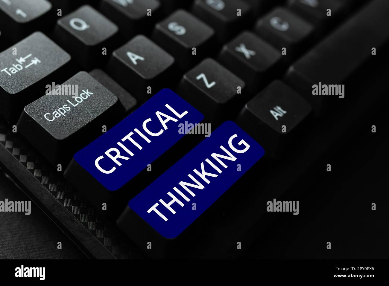 Testo che mostra ispirazione pensiero critico, concetto che significa sequenza di fasi di un progetto che richiede il tempo più lungo Foto Stock