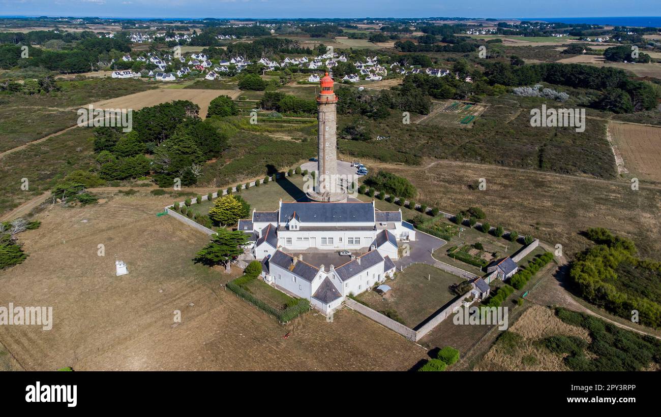 Veduta aerea del faro di Goulphar sull'isola di Belle-île-en-mer a Morbihan, Francia - il faro più alto della più grande isola di Brittan Foto Stock