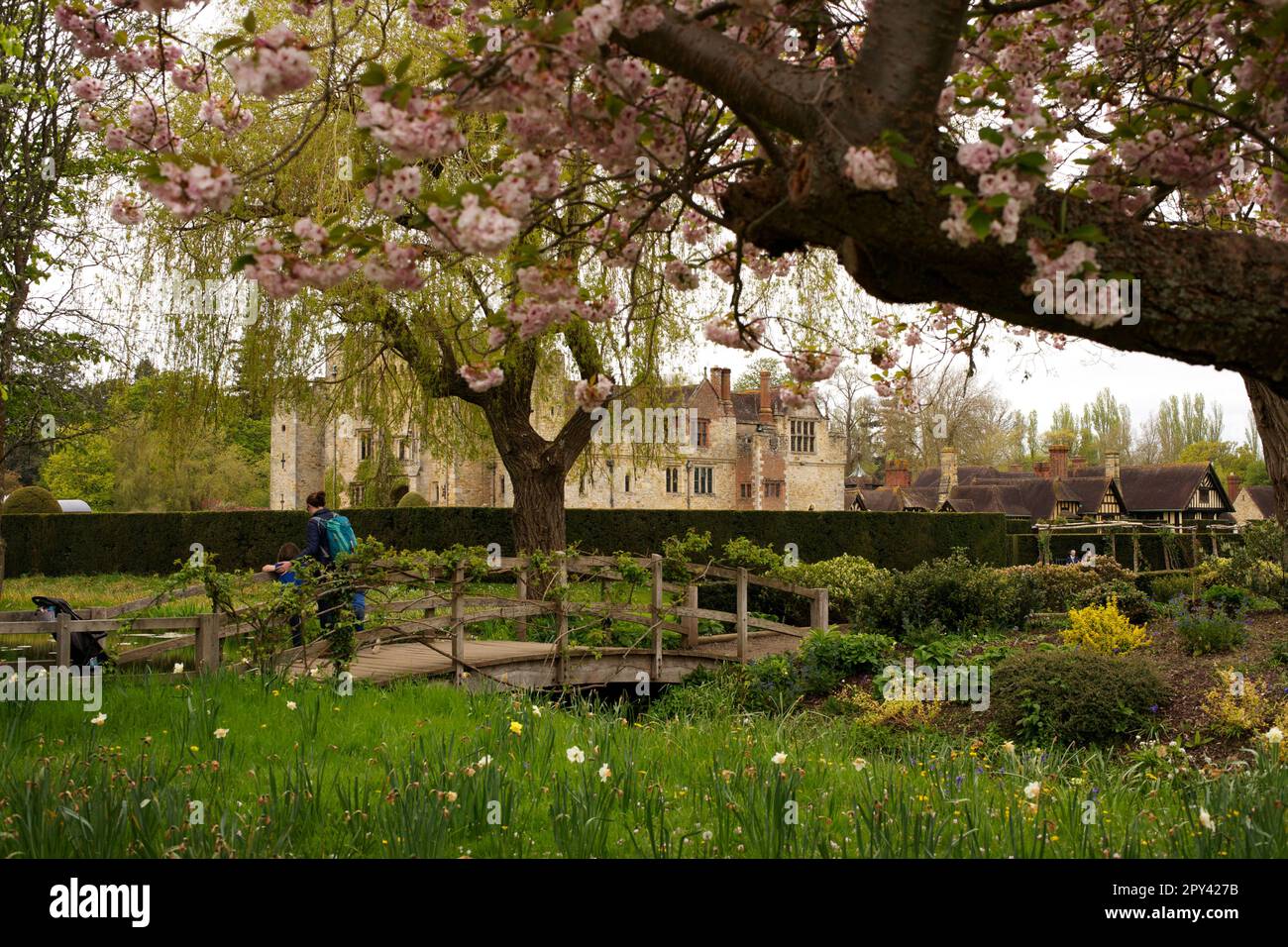 Hever Castello in primavera Foto Stock