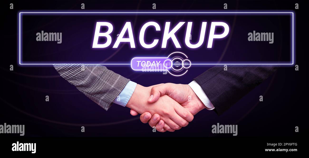 Scrittura visualizzazione testo Backup. Copia fotografica concettuale del file o di altri dati dell'elemento eseguita nel caso in cui l'originale venga perso danneggiato Foto Stock