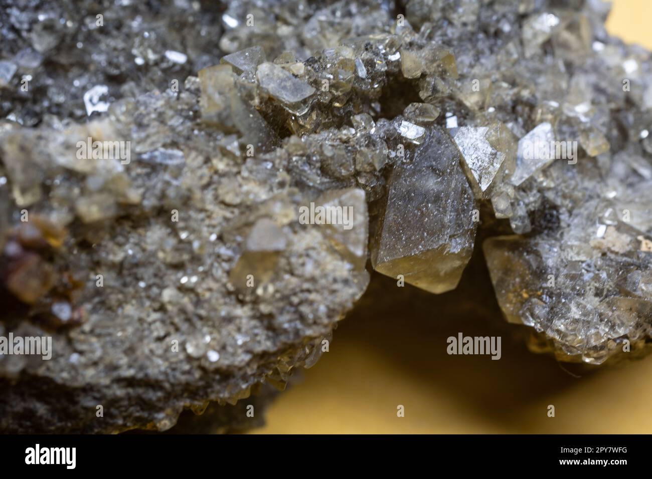 Piccoli cristalli di Barite in primo piano Foto Stock