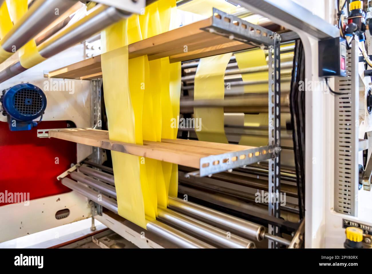 produzione di sacchetti di plastica in fabbrica Foto Stock