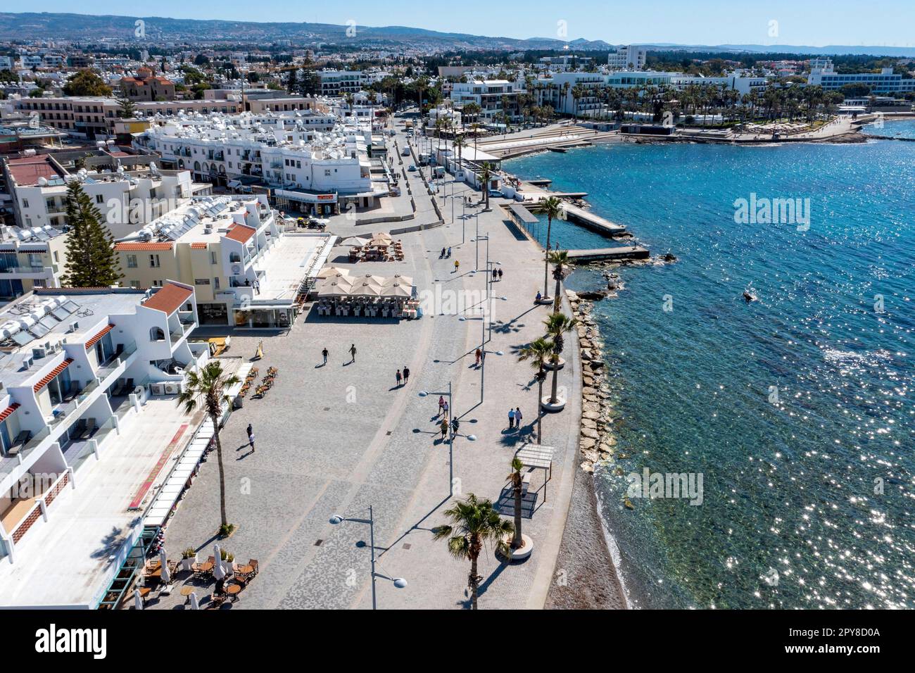 Veduta aerea della passeggiata di Paphos e dell'area turistica, Paphos, Repubblica di Cipro Foto Stock