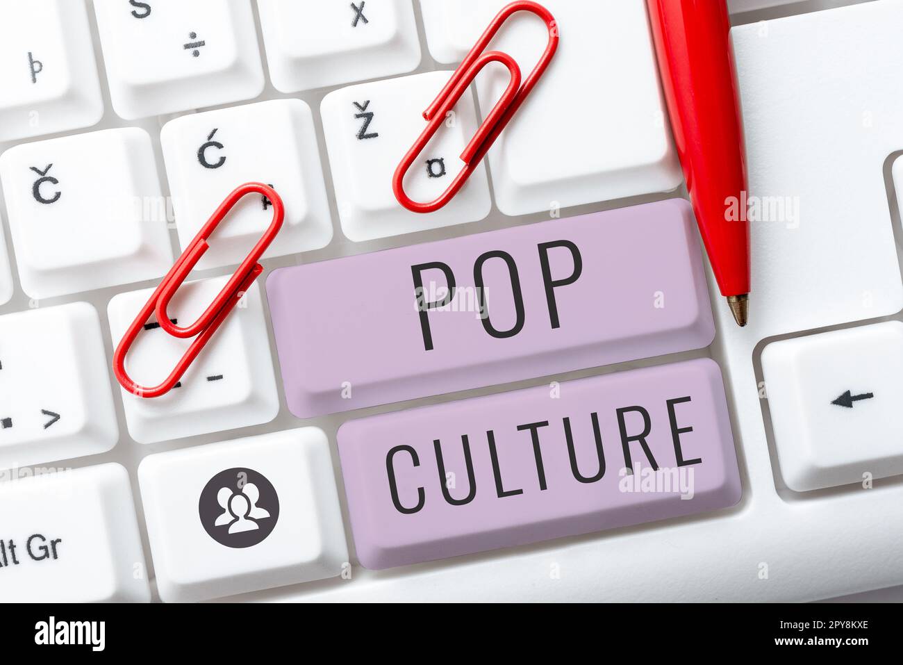 Scrittura a mano di testo Pop Culture. Parola per descrive lo stile di vita e i gusti della maggior parte delle persone più giovani Foto Stock