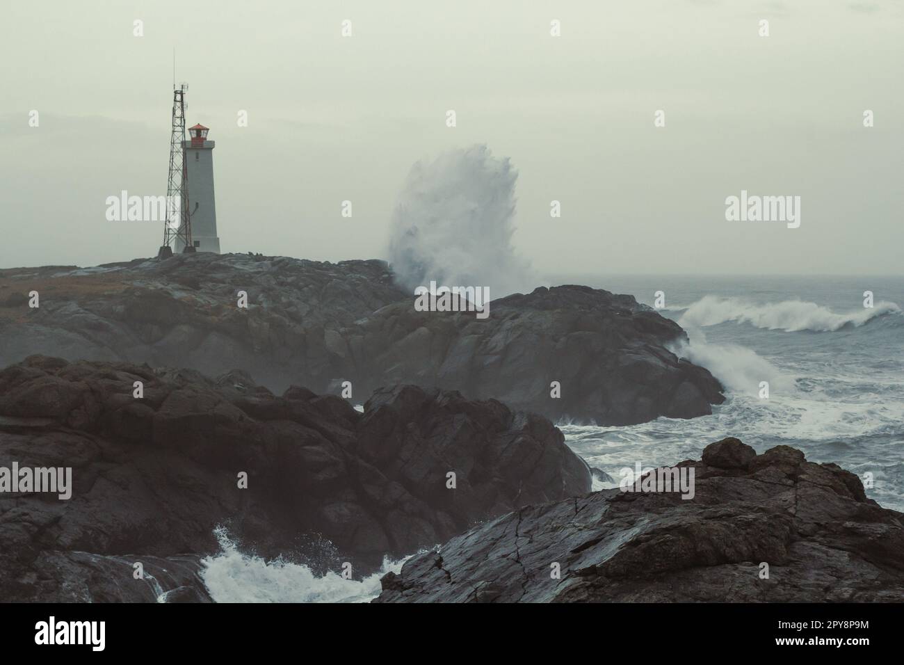 Tempesta oceano e faro paesaggio foto Foto Stock