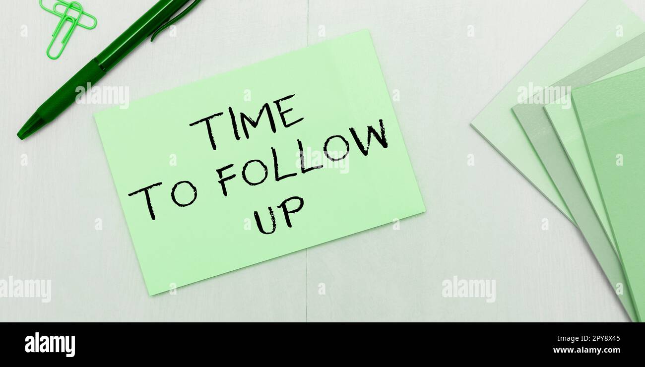 Didascalia di testo che presenta il tempo di follow-up. Panoramica aziendale richiesta dell'attività precedente o continuazione delle informazioni Foto Stock