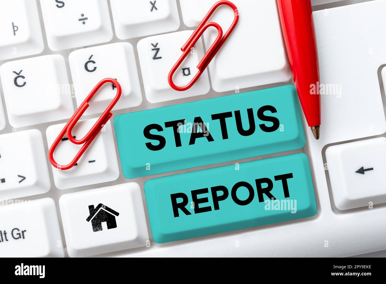 Firma che visualizza il rapporto di stato. Word for Update Riepilogo delle situazioni a partire da un determinato periodo di tempo Foto Stock