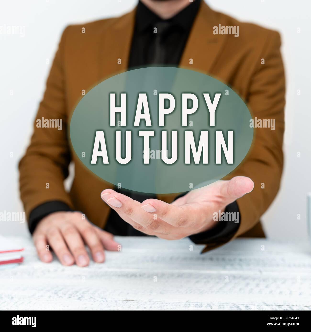 Scrittura visualizzazione testo Happy Autumn. Parola scritta sulla commemorazione annuale dell'attività cardine speciale Foto Stock
