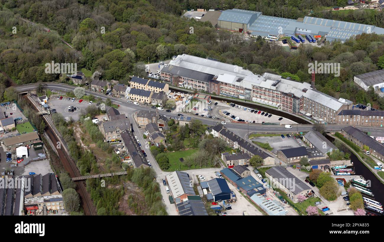 Veduta aerea dello stabilimento di Swizzels Matlow Ltd a New Mills, High Peak, Derbyshire Foto Stock