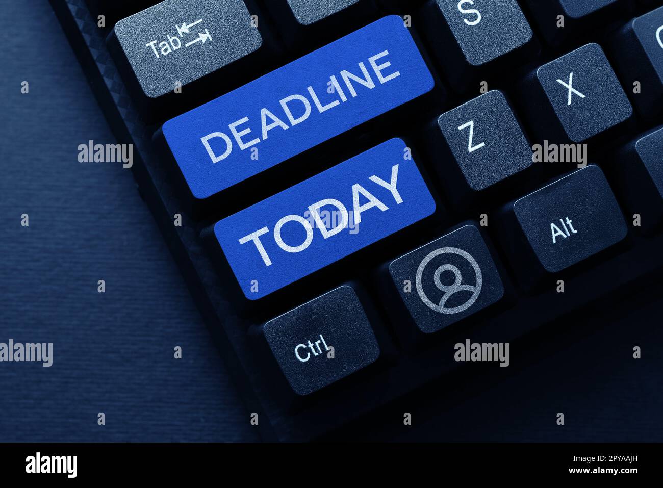 Testo che mostra la scadenza dell'ispirazione. Parola per periodo di tempo in cui qualcosa deve essere finito o compiuto Foto Stock