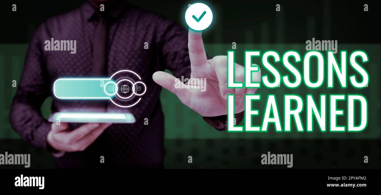 Lezioni di segno di scrittura della mano imparate. La vetrina aziendale promuove la condivisione e l'utilizzo delle conoscenze derivanti dall'esperienza Foto Stock