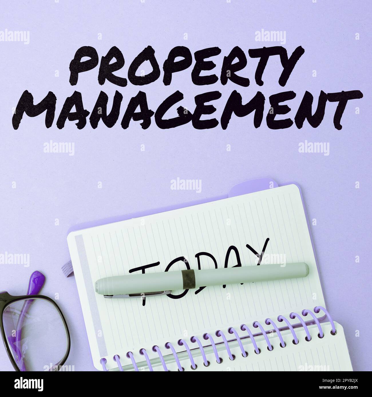 Didascalia di testo che presenta Property Management. La supervisione concettuale della foto del bene immobile valore conservato della struttura Foto Stock