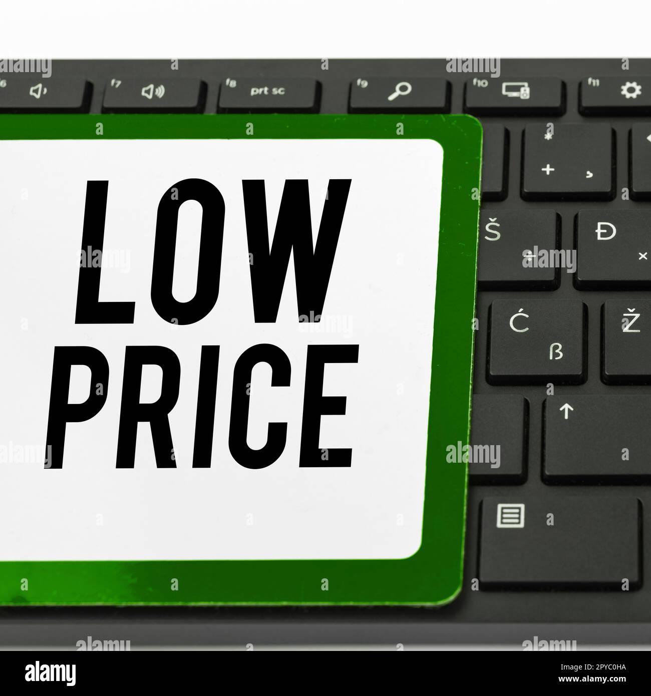 Visualizzazione concettuale Prezzo basso. Internet Concept Price è il più basso in relazione ad altre cose dello stesso tipo Foto Stock