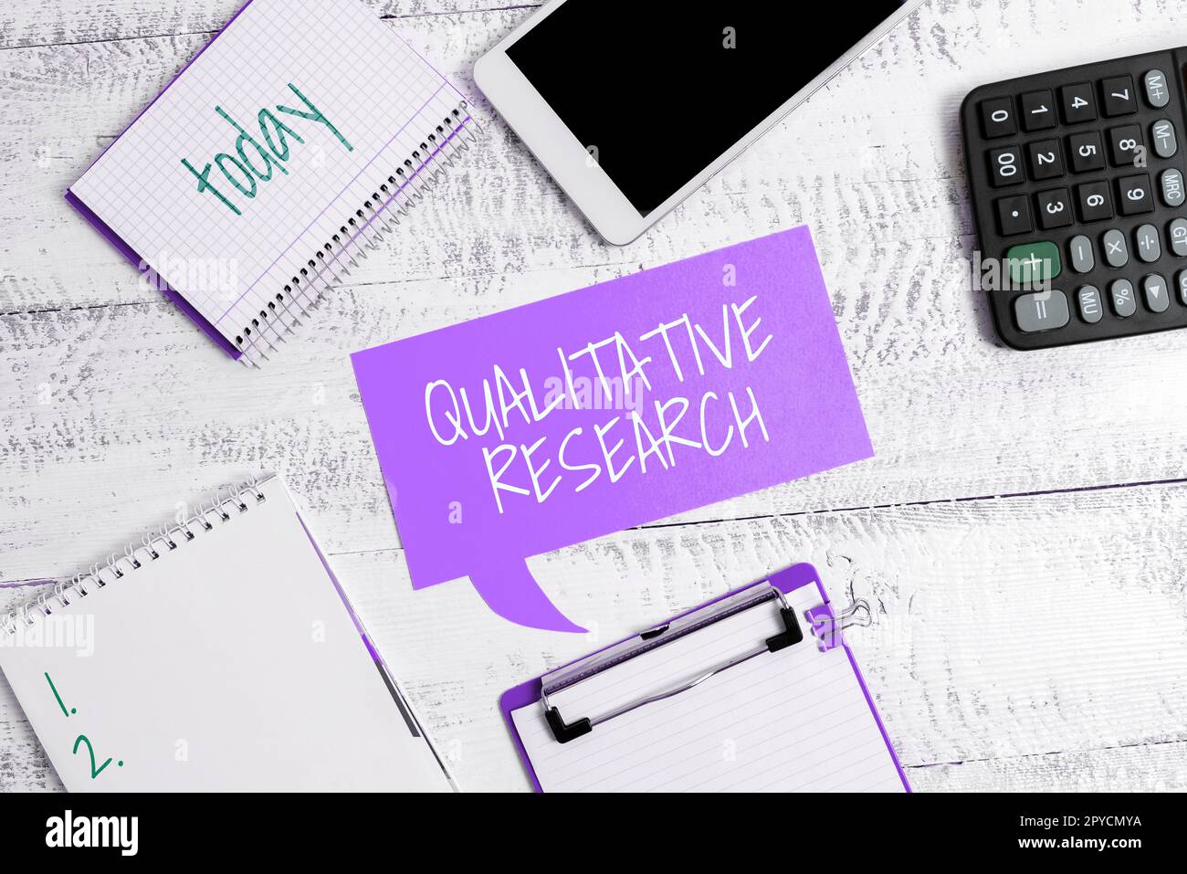 Scrittura visualizzazione testo Ricerca qualitativa. Business Concept certificato per svolgere un lavoro competente con esperienza Foto Stock