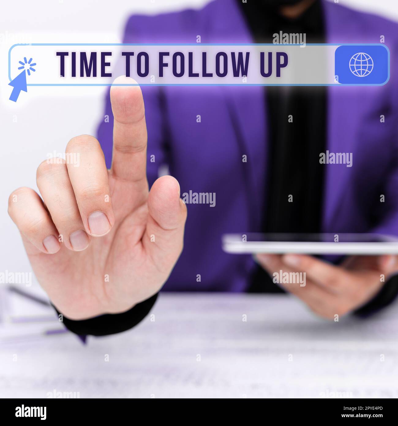 Didascalia di testo che presenta il tempo di follow-up. Vetrina aziendale richiesta dell'attività precedente o continuazione delle informazioni Foto Stock