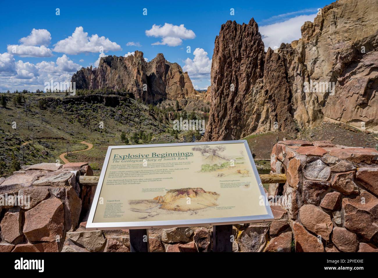 Un segno interpretativo nello Smith Rock state Park è un parco statale situato nell'Alto deserto dell'Oregon centrale vicino alle comunità di Redmond e Terrebonne, Foto Stock