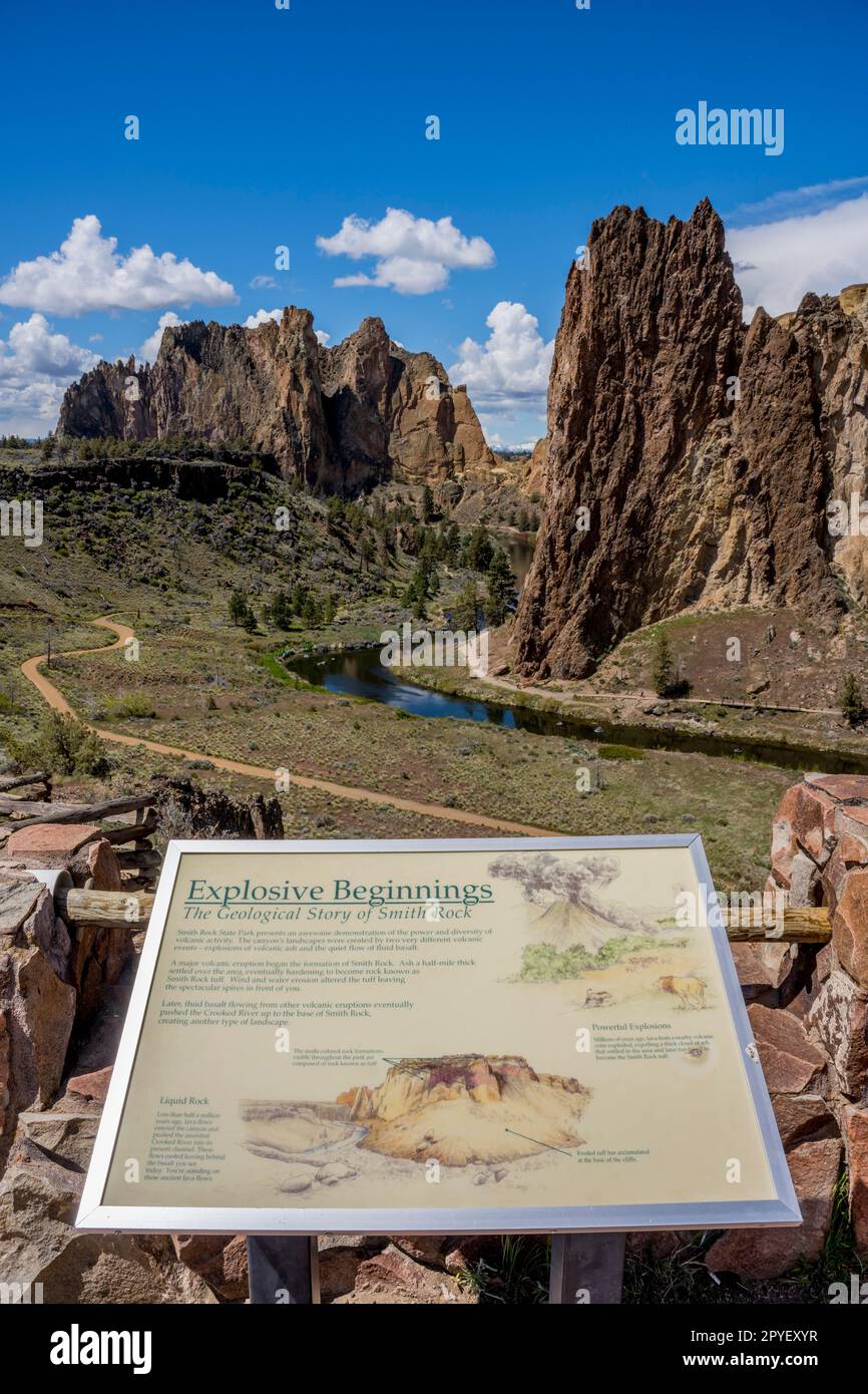 Un segno interpretativo nello Smith Rock state Park è un parco statale situato nell'Alto deserto dell'Oregon centrale vicino alle comunità di Redmond e Terrebonne, Foto Stock