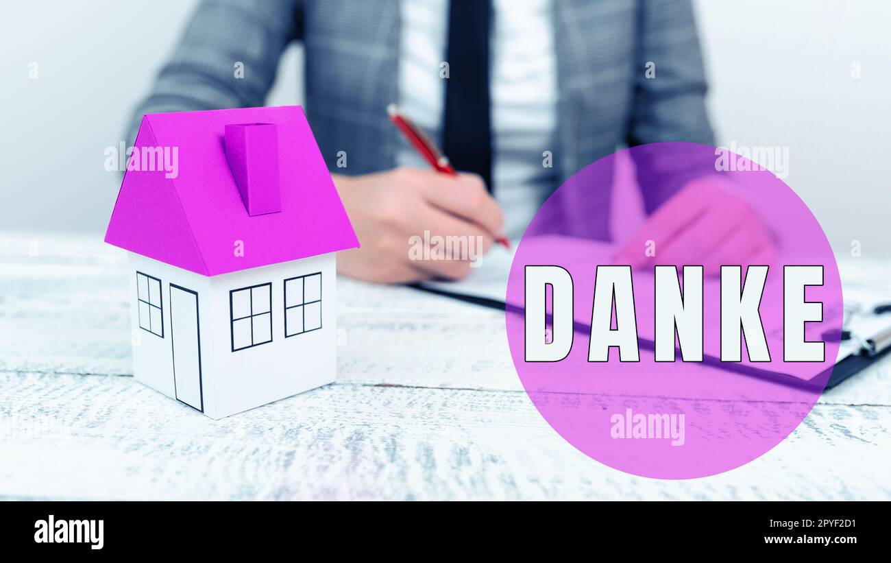 Didascalia concettuale Danke. Concetto di Internet utilizzato come modo informale di dire grazie in lingua tedesca ringraziare Foto Stock