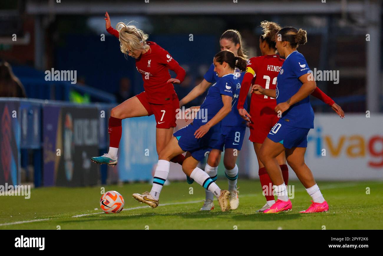 Londra, Regno Unito. 03rd maggio, 2023. Londra, Inghilterra, 3rd 2023 maggio: Jessie Fleming (17 Chelsea) affronta Missy Bo Kearns (7 Liverpool) durante la partita di calcio della Barclays fa Women's Super League tra Chelsea e Liverpool a Kingsmeadow a Londra, Inghilterra. (James Whitehead/SPP) Credit: SPP Sport Press Photo. /Alamy Live News Foto Stock