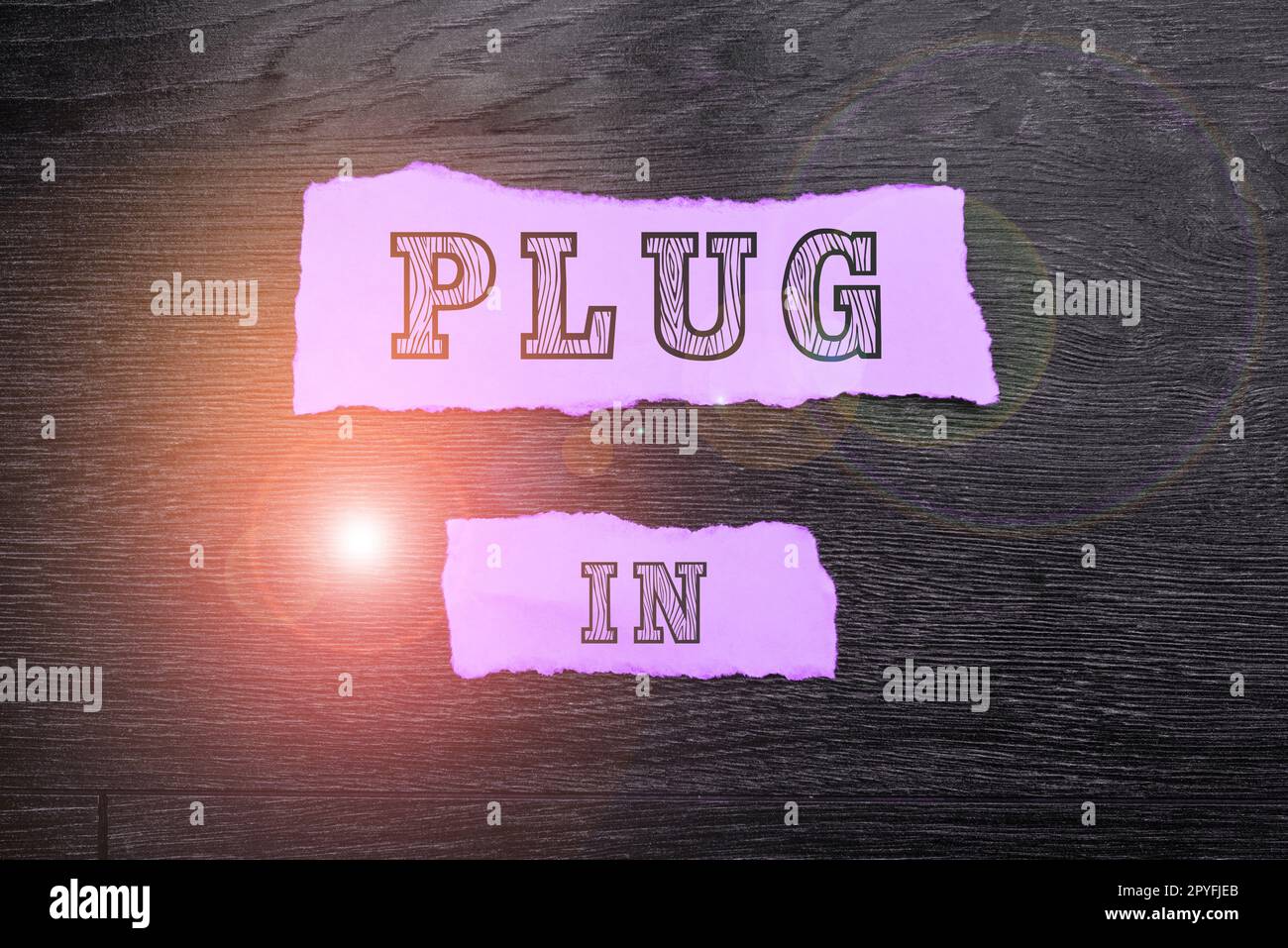 Inspirazione che mostra il segno Plug-in. Panoramica aziendale inserimento del dispositivo nell'elettricità per accenderlo connessione di alimentazione IT Foto Stock