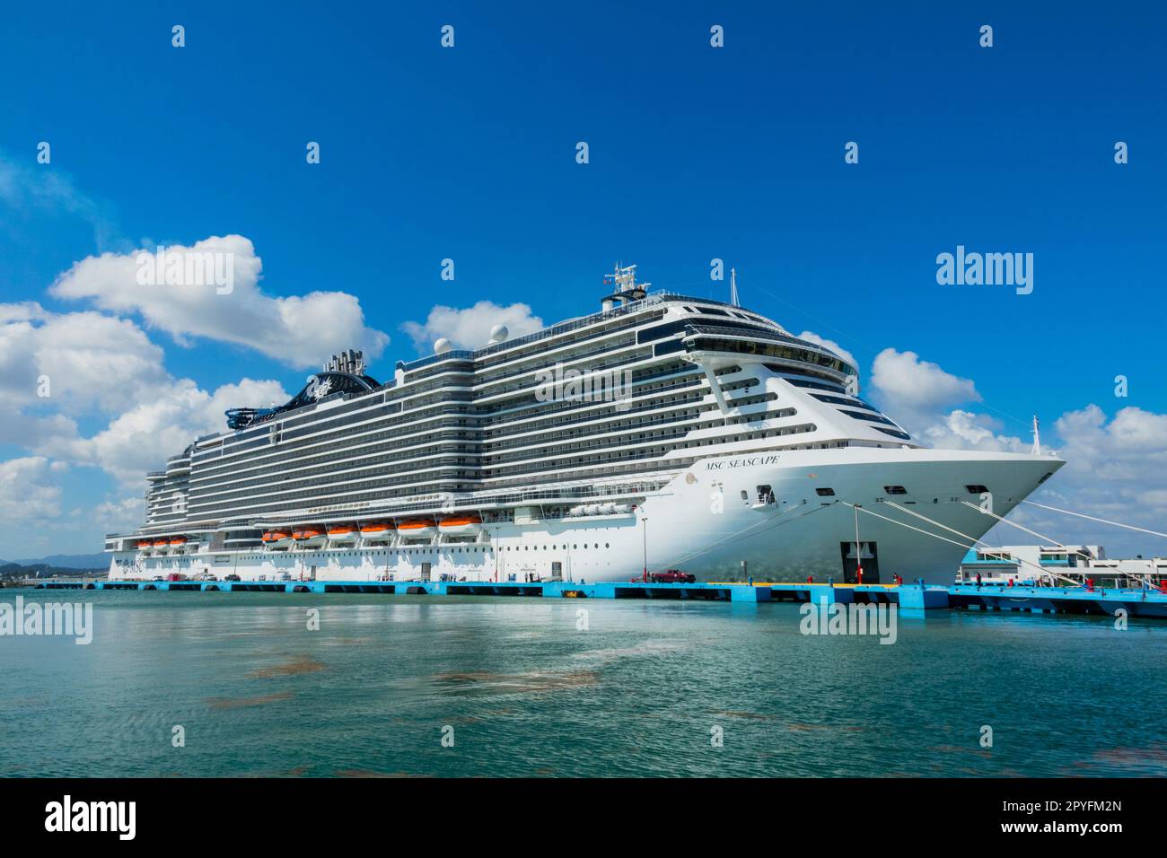 Nave da crociera MSC Seasccape ormeggiata a san juan puerto rico Foto Stock