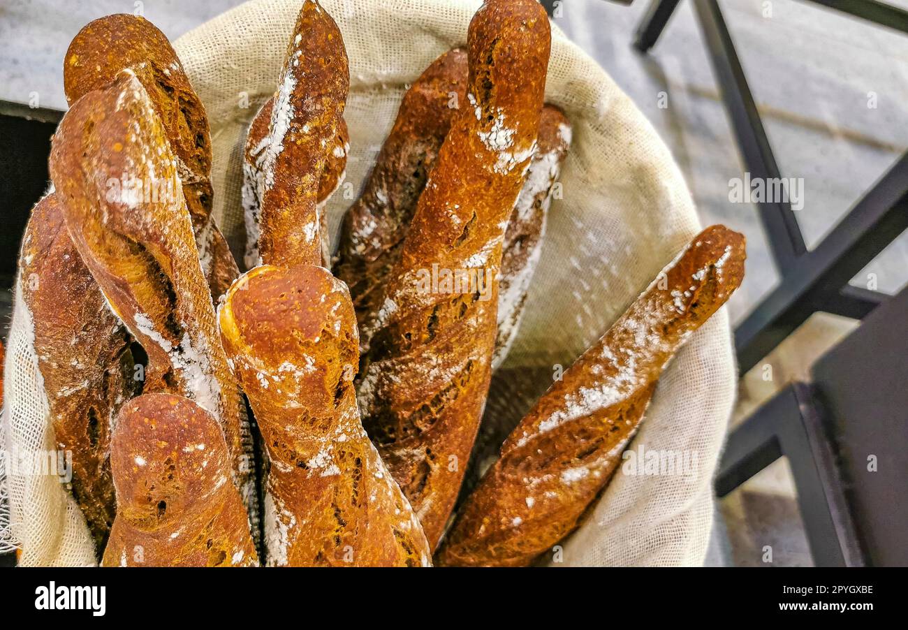 Panini, baguette, torte e altri dolci nel supermercato Chedraui, Messico. Foto Stock