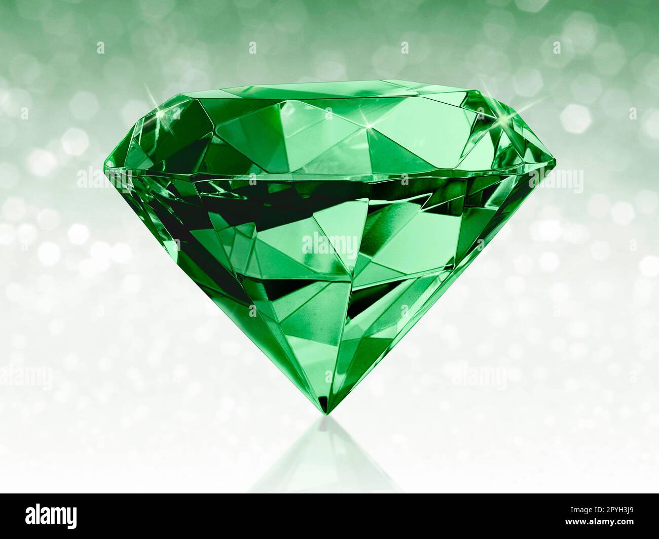 Verde diamante abbagliante su sfondo bokeh verde brillante. concetto per la scelta del miglior design di gemma di diamante Foto Stock