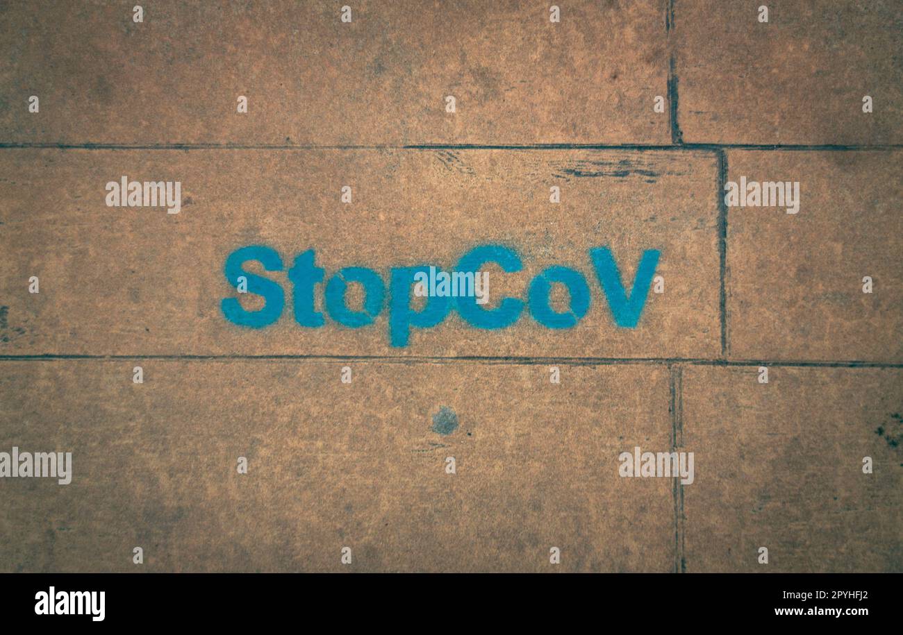 Segno di StopCov dipinto a terra Foto Stock
