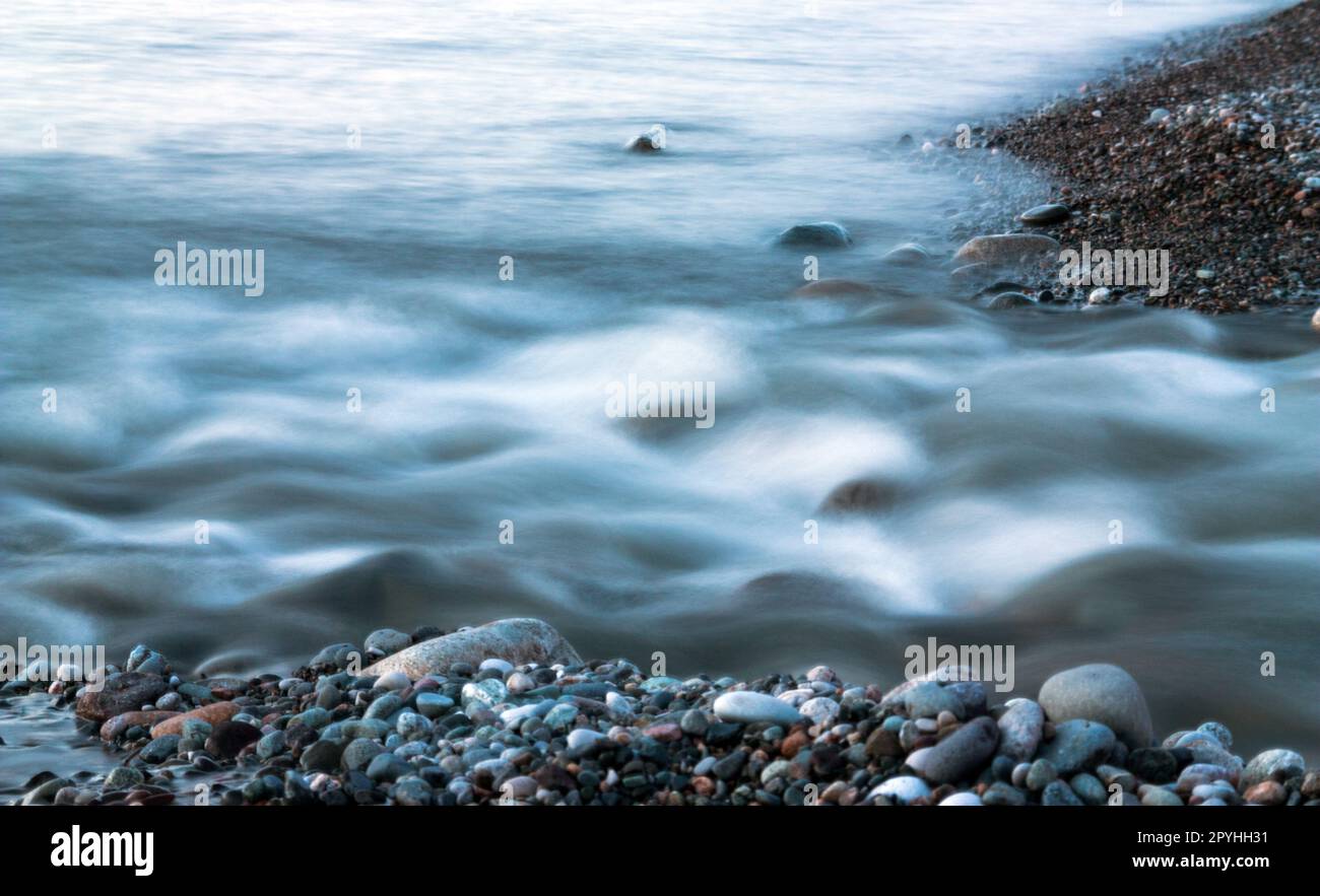 Lunga esposizione chiocure d'acqua in mare Foto Stock