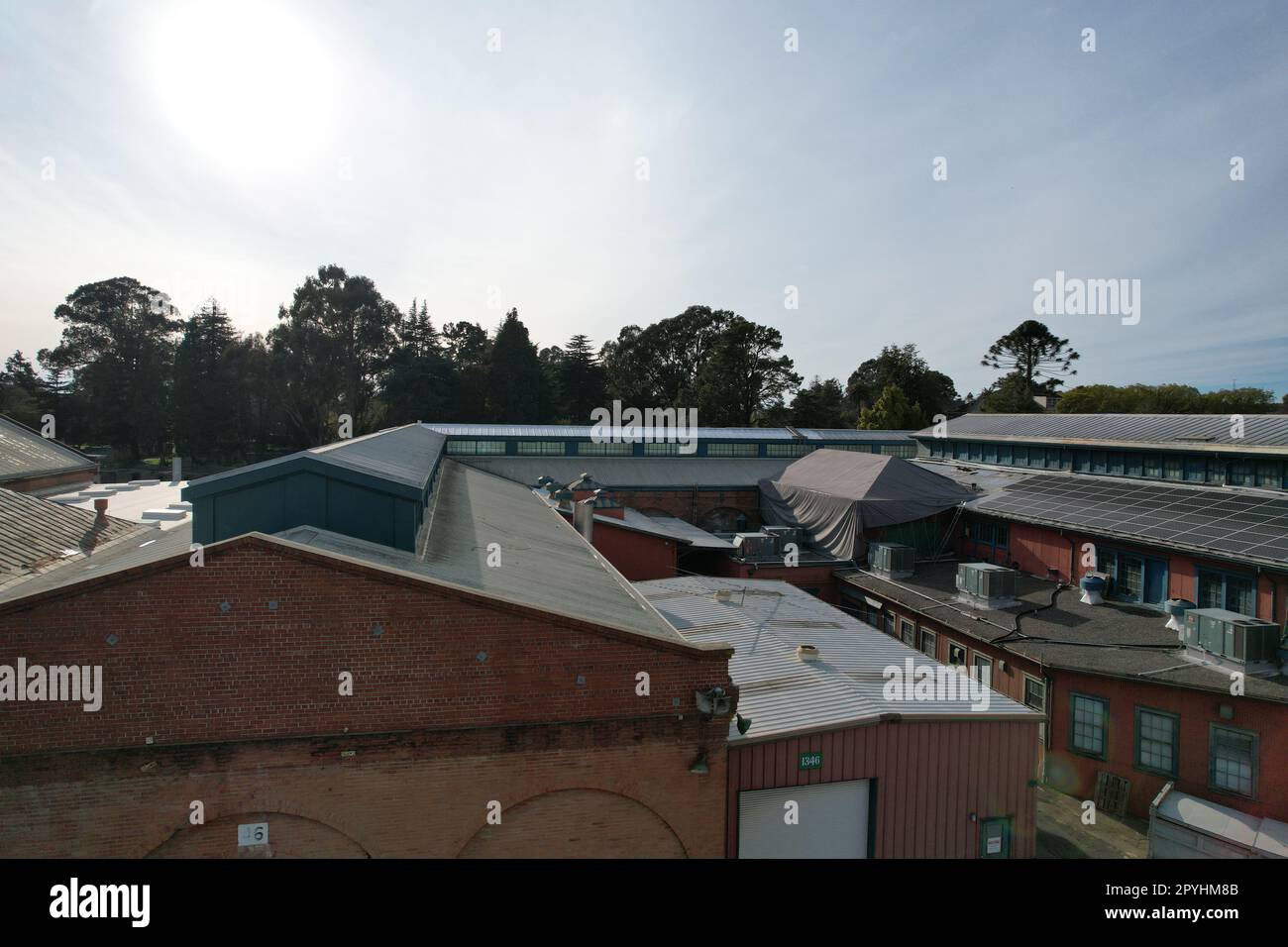 1/5/2021: Isola Mare, California: Foto di macchinari e attrezzature presso il cantiere navale di Isola Mare Foto Stock