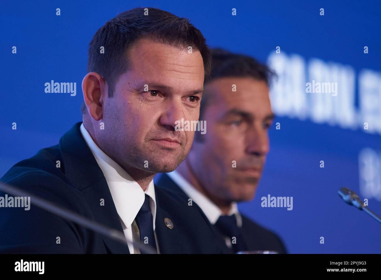 Bucarest, Romania. 3rd maggio 2023: Spyros Neofytides, ex calciatore professionista cipriota FIFPRO Europe membro del consiglio di amministrazione e presidente esecutivo del PASP Cipro, partecipa alla conferenza stampa sulla partita di calcio di beneficenza 'Mihai Nesu Gala' tra la squadra delle ex stelle della squadra rumena e una squadra europea della Divisione FIFPRO Europe, a Bucarest. Foto Stock