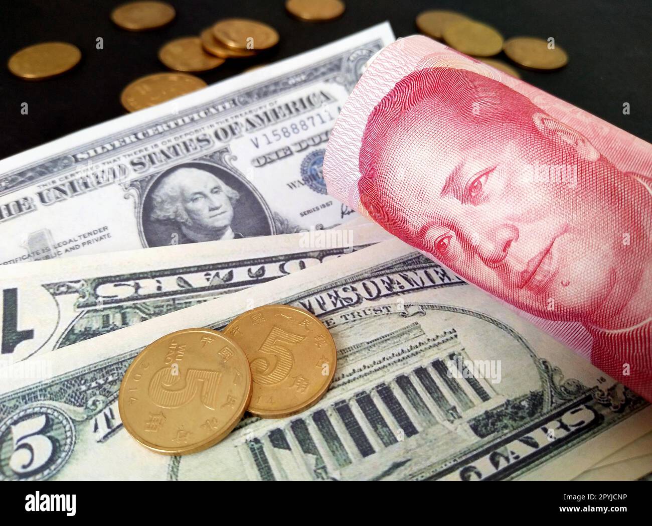 FUYANG, CINA - 4 MAGGIO 2023 - illustrazione: La Federal Reserve statunitense alza i tassi di interesse, Suqian, provincia di Jiangsu, Cina, 4 maggio, 2023. il federale degli Stati Uniti Foto Stock