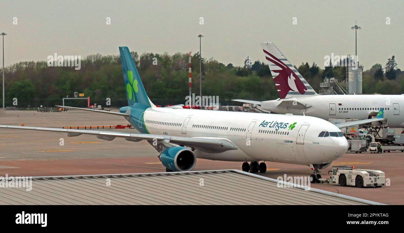 Aer Lingus - G-EILA , un Airbus A330-300 - Padraig, all'aeroporto di Manchester, Inghilterra, Regno Unito, M90 1QX Foto Stock